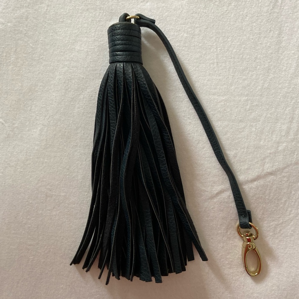 Steve Madden Leather Tassel - Picture 2 of 11